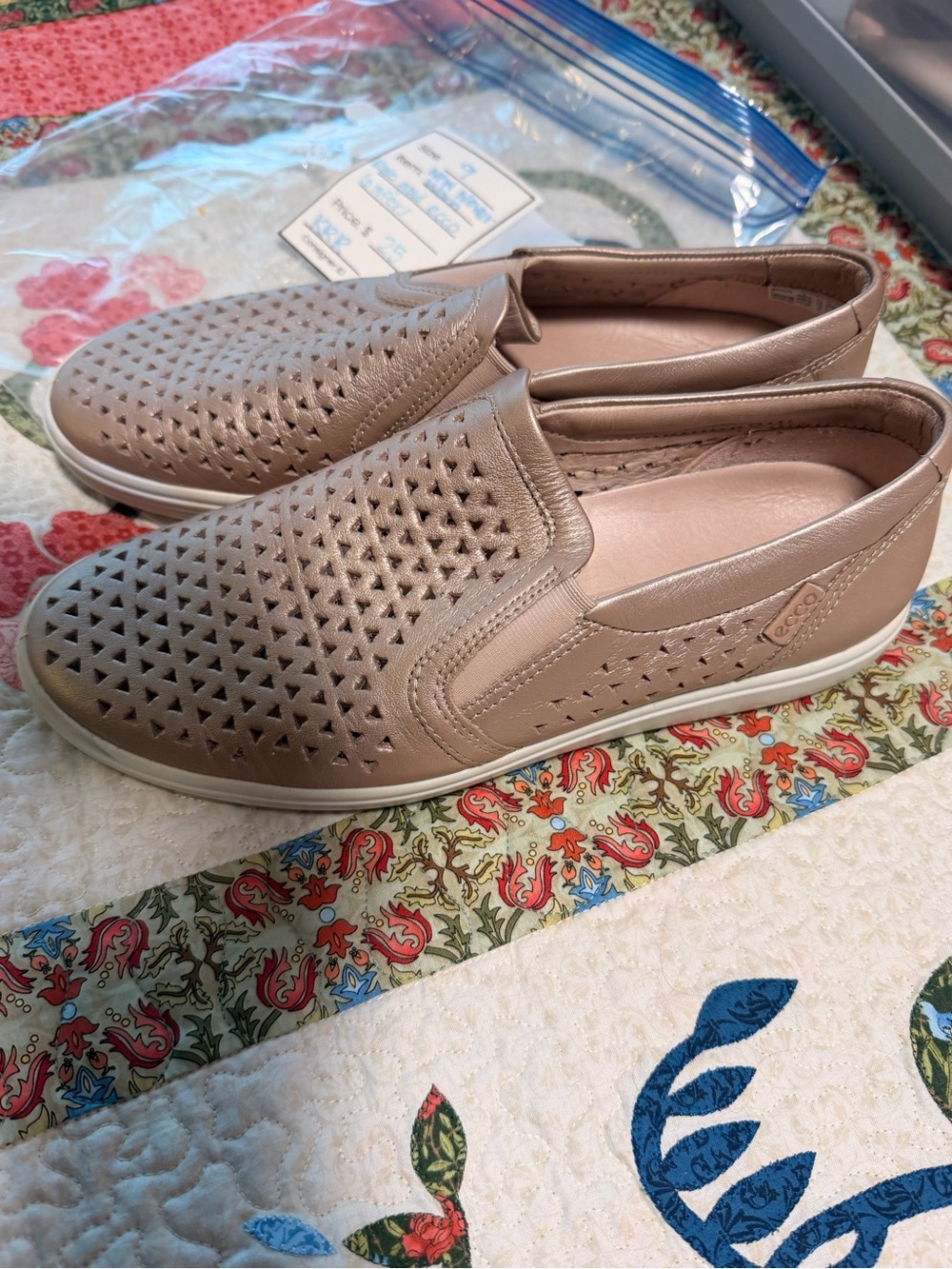 Ecco Slip-On Perforated Leather Women's Sneakers - rose gold